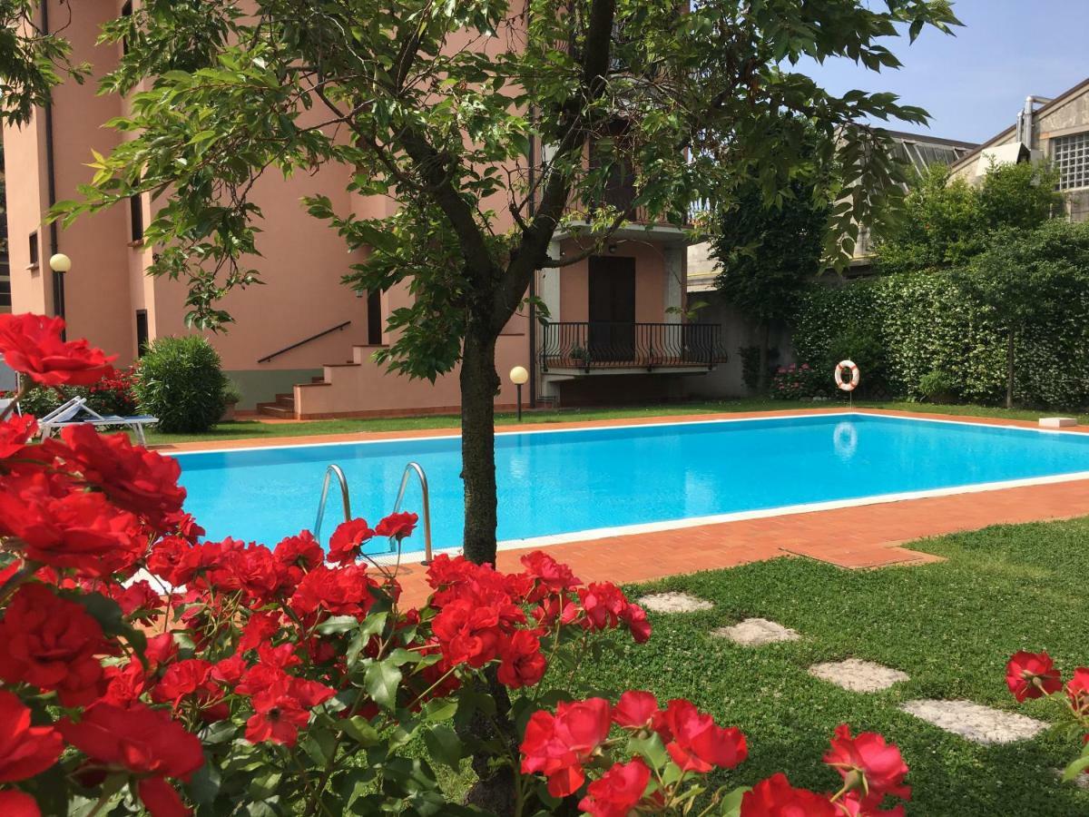 Indesenzano Apartment Desenzano del Garda Exteriér fotografie