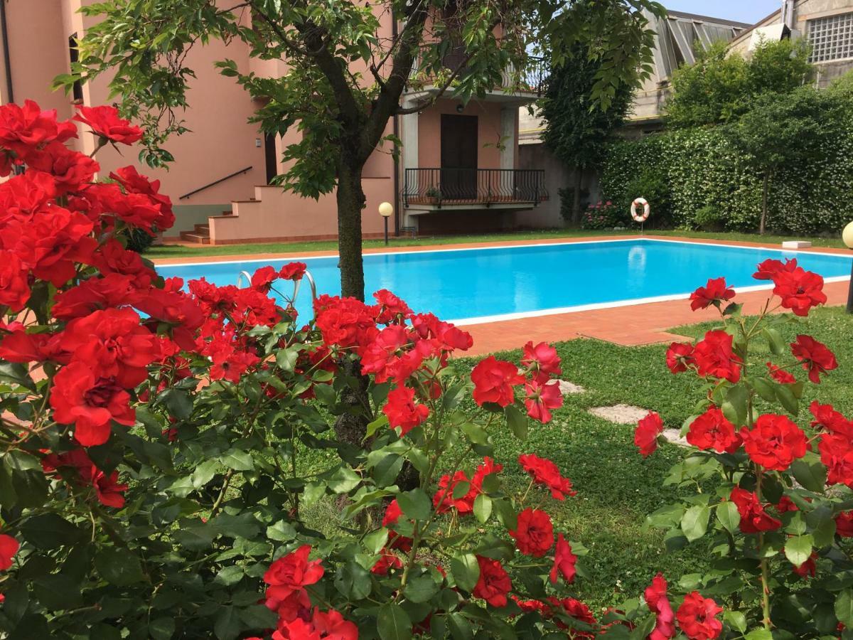 Indesenzano Apartment Desenzano del Garda Exteriér fotografie